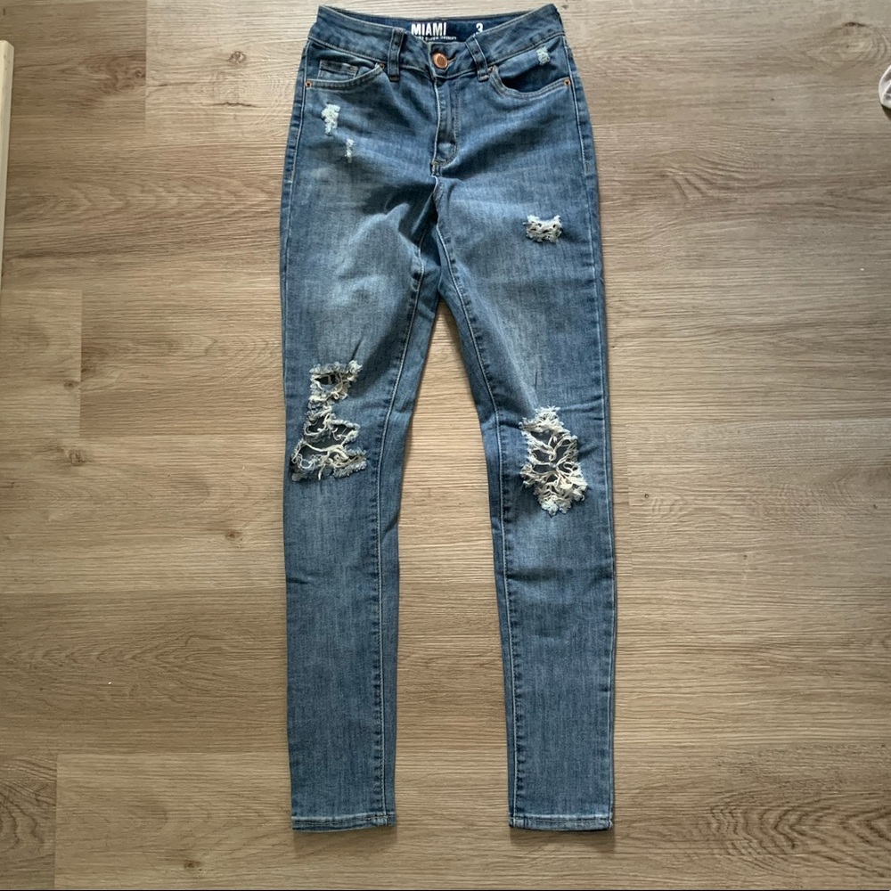 Jeans.
